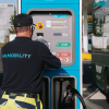 Zweite Preisanpassung 2026: H2 Mobility senkt Preis für Wasserstoff