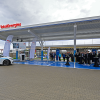 BER: Total Energies eröffnet Flagship-Ladehub mit Schnelllader für Pkw und Lkw