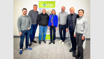 (v.l.n.r.) Jonas Schüller (H2Now), Andre Stracke (H2Now), Marc Weller (GUTcert), Priska Schick (Green Trax), Nils Viet (Green Trax), Stefan Schwarzer (H2Now), Tiara Fausel (H2Now).