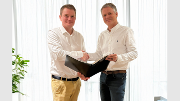 Christian Hanke (l.), CEO von E-Fuel One und Diego Fettweis, Chief Commercial Officer von HIF Global.