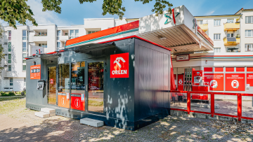 Der Smart Container von Orlen Deutschland in der Berliner Otto-Suhr-Allee 132.