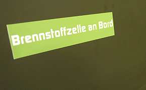 Hintergrundwissen: Wasserstoff und Brenstoffzellen Brennstoffzelle 290