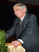 Dr. Robert Engels