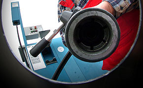 Wirtschaft will Gas geben: Der verfügbare E-Antrieb Nicht stutzig, sondern entschlossen: Die Industrie will bis 2020 über eine Million Erdagsautos verkaufen.