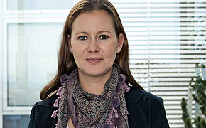 Tochter ins Tabakgeschäft: Generationswechsel bei Pöschl Bald hipp in der Tabakbranche: Katharina Pöschl soll ihren Vater Dr. Ernst Pöschl bald ablösen und den Chefposten übernehmen.