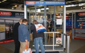 Schiebetürensicherung: Anerkennung für Abus Schiebetürensicherung: Anerkennung für Abus
