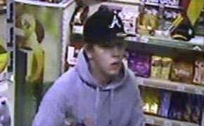 Wer den Dieb gesehen oder sachdienliche Hinweise hat, kann sich unter 02 09 / 36 5-81 12 oder -82 40 melden.