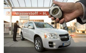 Wichtiger Schritt für alternativen Kraftstoff: Nachhaltig Wasserstoff produzieren Total wasserstofftankstelle
