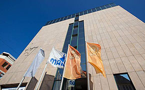 Hoher Zuspruch: Das Uniti-Mineralöltechnologie-Forum im Stuttgarter Maritim-Hotel besuchen vom 20. bis 21. märz so viele Teilnehmer wie noch nie.
