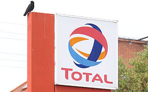 Übernahme: Abu Dhabi langt bei Cepsa total zu Total hat sich bei Cepsa, zweitgrößtes spansiches Mineralölunternehmen, von einem arabischen Staatskonzern auszahlen lassen.