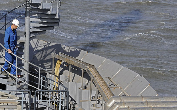 Vorzeigeobjekt: Deutschlands größte Bohrinsel Mittelplate vor Cuxhaven in der Nordsee.