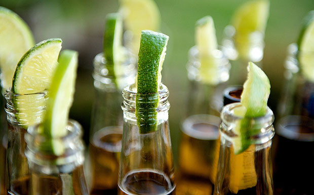 In amerikanischer Hand: InBev kauft das mexikanische Bier Corona komplett.