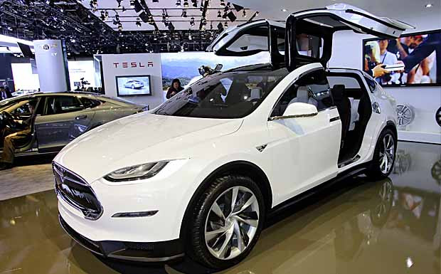 Verkaufserfolg: Daimler-Partner Tesla wird profitabel Tesla Model X