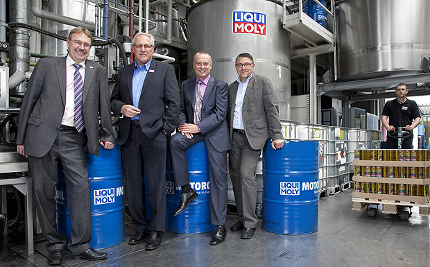 Wachstumstreiber Export: Kräftiges Umsatzwachstum bei Liqui Moly Die "Vier Garanten" für Nachhaltigkeit (von links nach rechts): Seit fast einem Vierteljahrhundert arbeiten Günter Hiermaier – Leiter Vertrieb National und Austria, Exportleiter Gerhard Riedmüller, Marketingchef Peter Baumann und Geschäftsführer Ernst Pro
