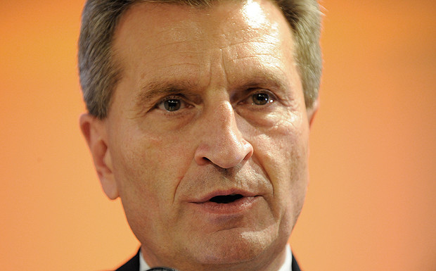 EU-Kommissar Oettinger: Oettinger hält Ölpreis von 100 Dollar für "fairen Preis" EU-Kommissar Günther Oettinger.