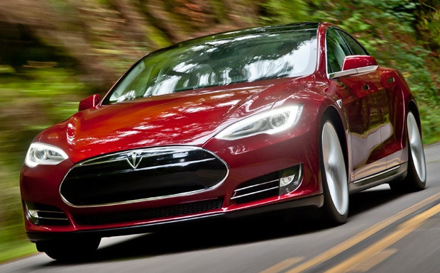 Nach zehn Jahren: Elektroauto-Hersteller Tesla fährt erstmals Gewinn ein tesla_model_s