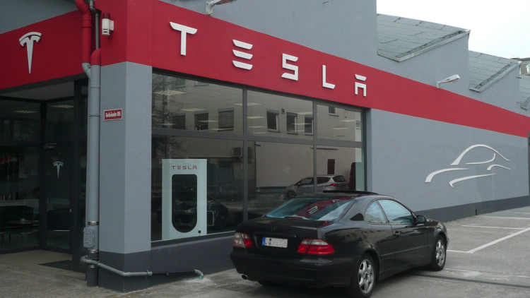Tesla-Filiale in Frankfurt