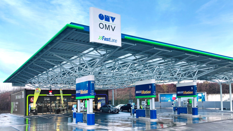 Neues Konzept: Die erste unbemannte OMV Tankstelle Österreichs 