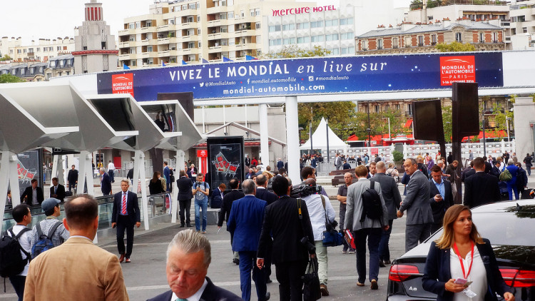 Autosalon Paris 2016: Kurzschluss beim Diesel