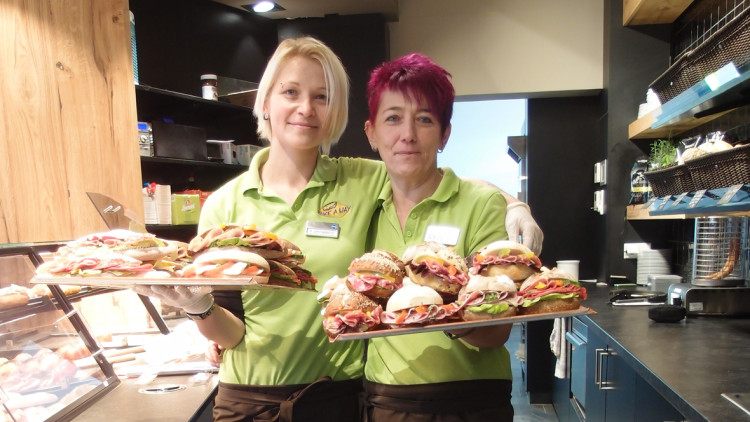 Neues Bistrokonzept in Aral-Tankstelle von Präg