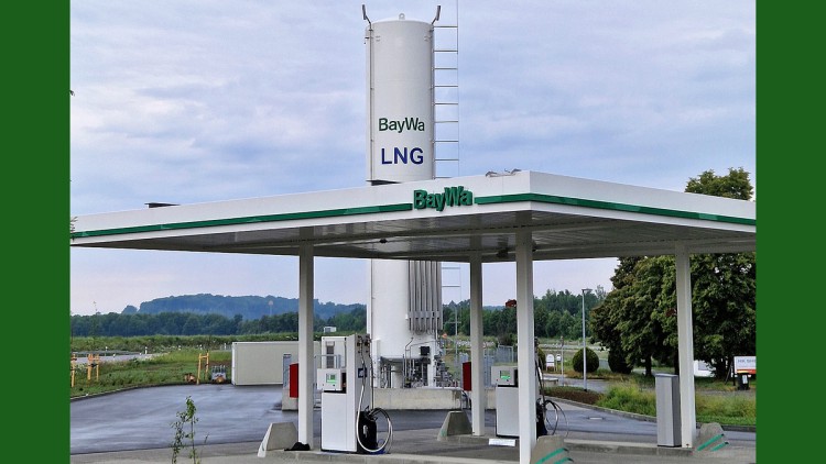 Die LNG Tankstelle der Baywa in Meerane.