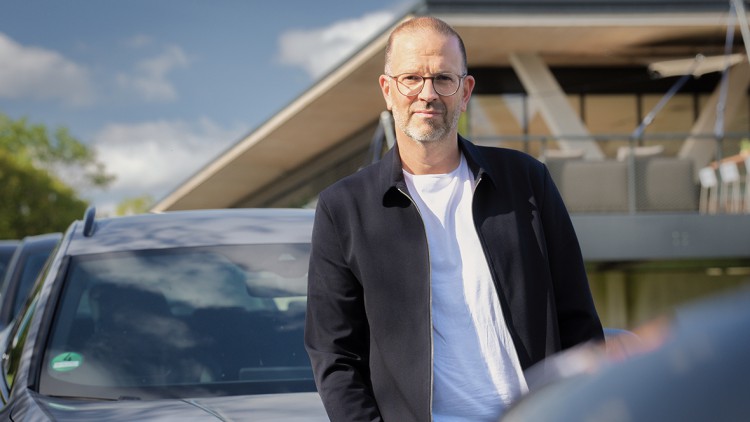 Christian M. Voß, Head of Fleet Seat & Cupra, begrüßte alle Flottenverantwortliche und war mit seinem Team als kompetenter Ansprechpartner vor Ort.