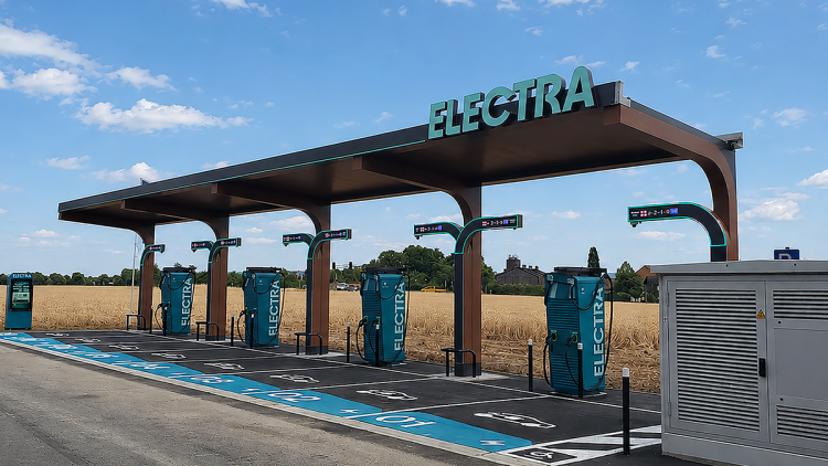 Im Rahmen der Eröffnung gab die familiengeführte 24-Autohofgruppe aus Regensburg ihre neuen Partnerschaften mit EnBW und Electra bekannt. Nach dem ersten Standort am 24-Shell Autohof Gramschatzer Wald (A7) und dem neu eröffneten Ladepark in Langenselbold 