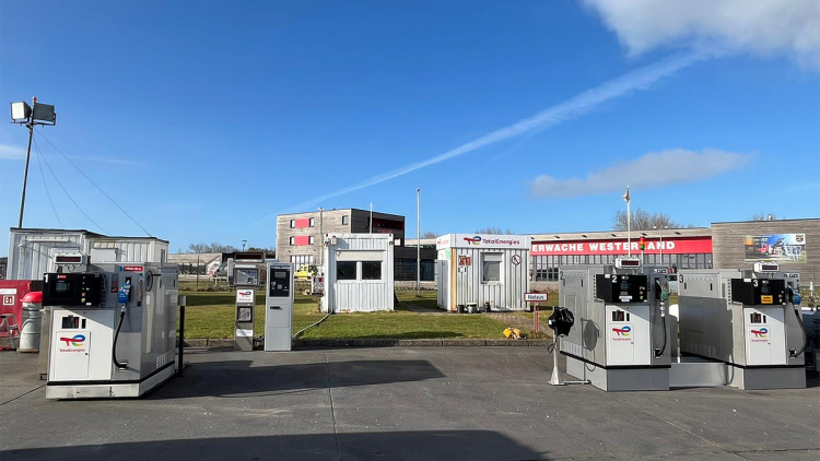 Madic am Flughafen Westerland auf Sylt