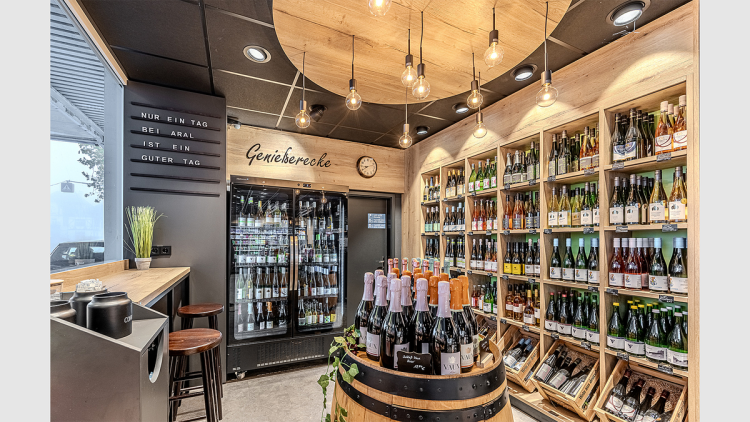 s-iQ Aral Eltville Weinregal