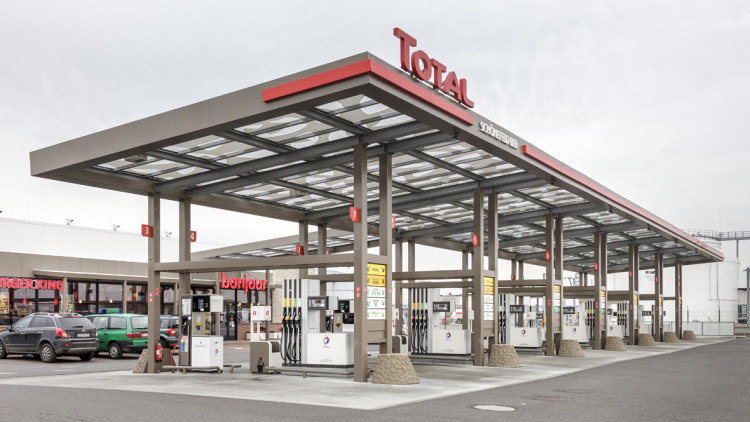 Total_Berlin_Schönefeld