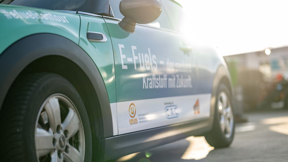 Verkaufsstart von Klima Diesel 25 an der Tankstelle von Ludger Brämswig in Lohne