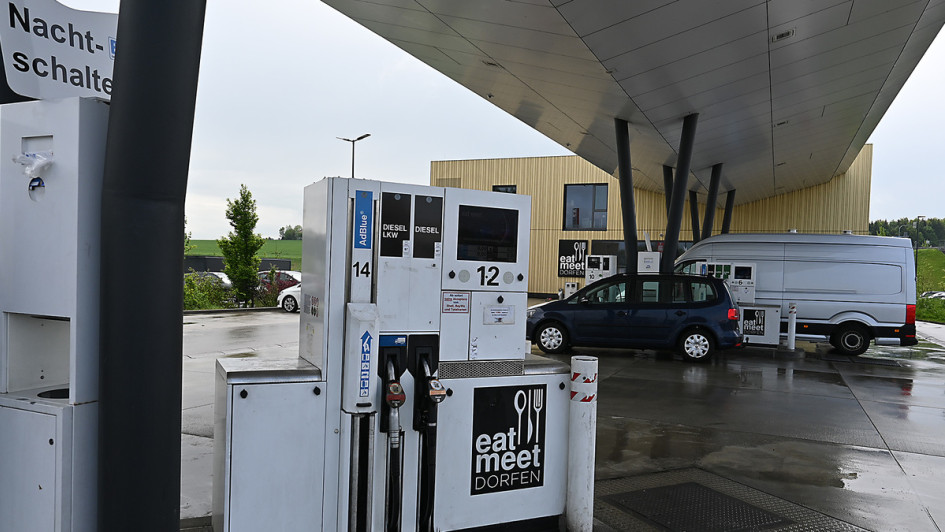 SIT_Tankstelle Dorfen_Eat & Meet_Bauen