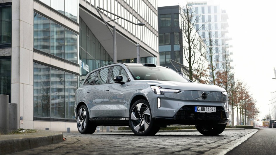 Der Volvo EX90 verzichtet auf Rekorde und konzentriert sich auf Raum und Komfort.
