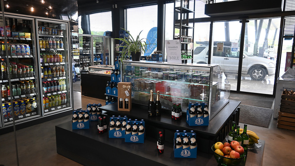 SIT_Tankstelle Dorfen_Eat & Meet_Bauen