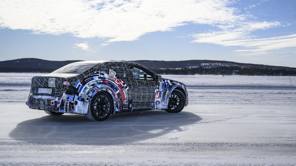 P90627560_highRes_bmw-m-electrified-01.jpg