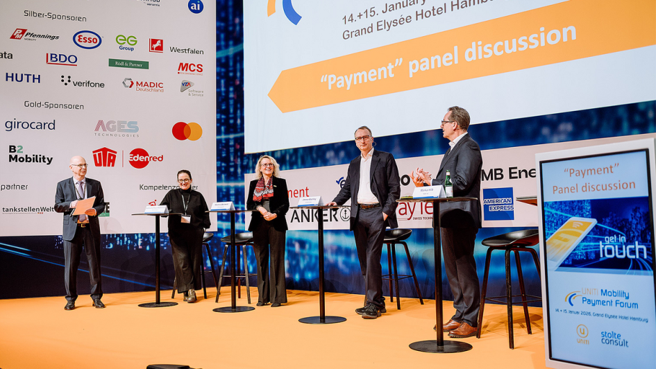 Katharina Paust-Bokrezion (Deutsche Bank) Martina Weimert (EPI Company)  Ottmar Bloching (Payone) Markus Kilb (TWINT)