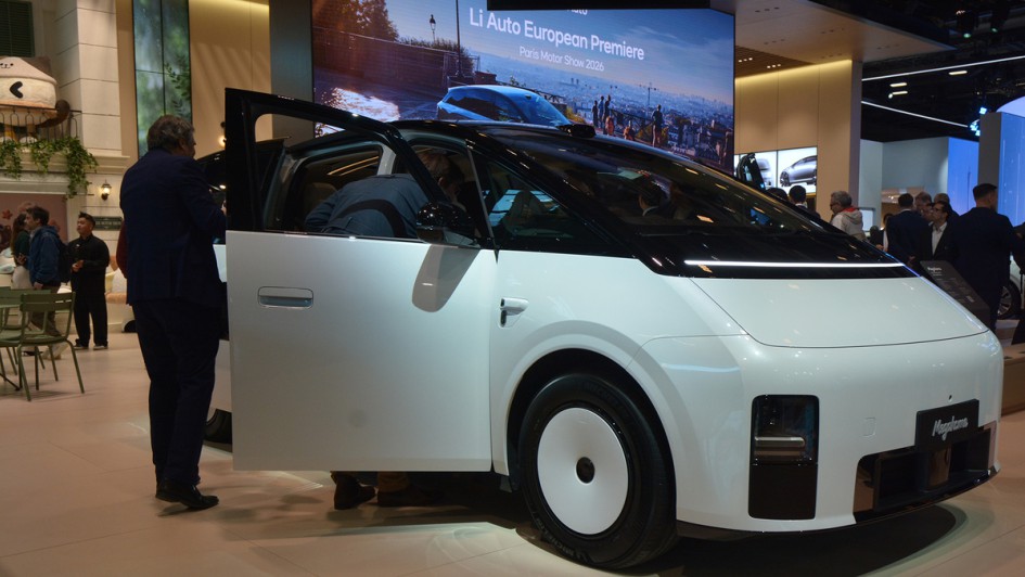 Autosalon Paris, Lia Auto Megahome