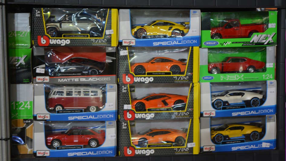 Autosalon Paris 2026, Modellautos